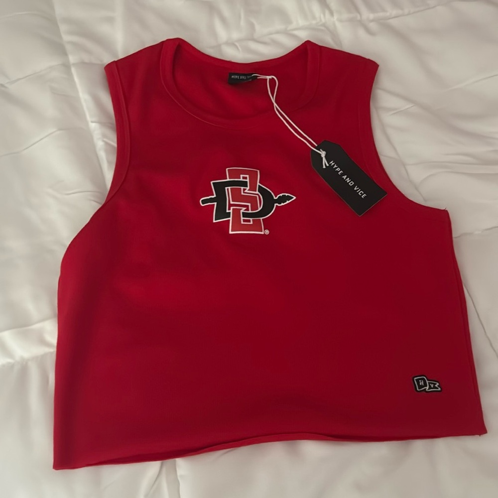 NWT HYPE AND VICE SDSU CROPPED TANK TOP